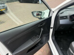 SEAT-Arona-16