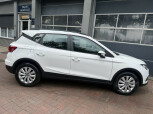 SEAT-Arona-3