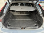 Volvo-V90-10