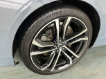 Volvo-V90-19