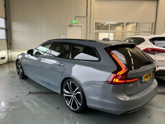 Volvo-V90-3