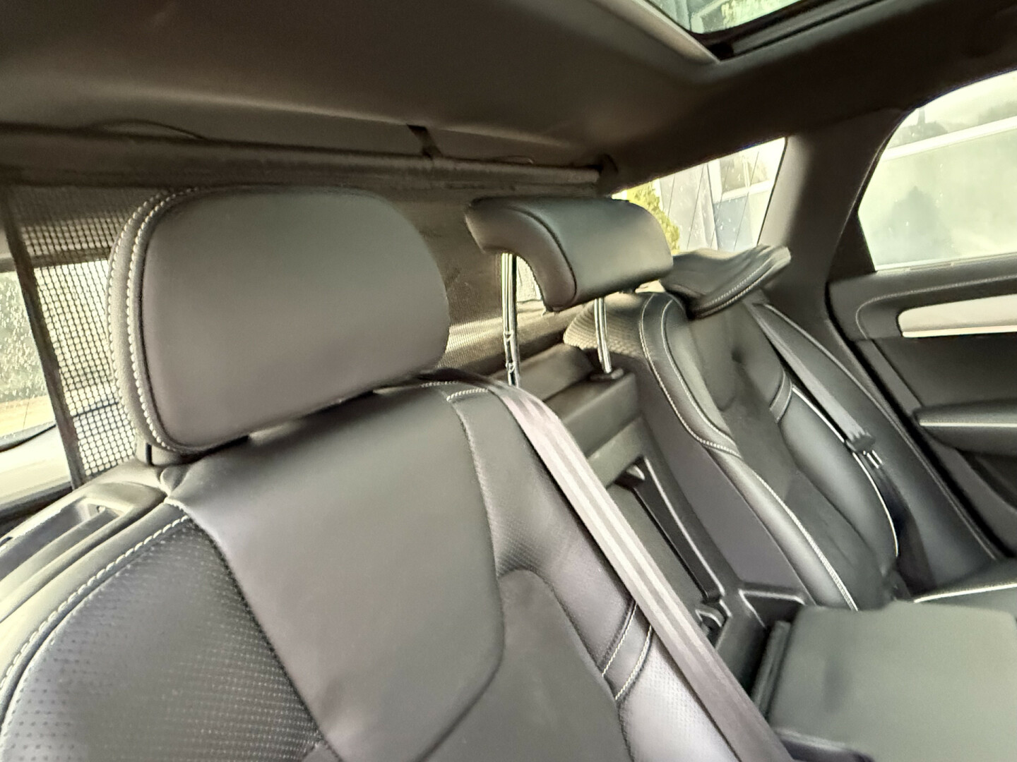 Volvo-V90-82