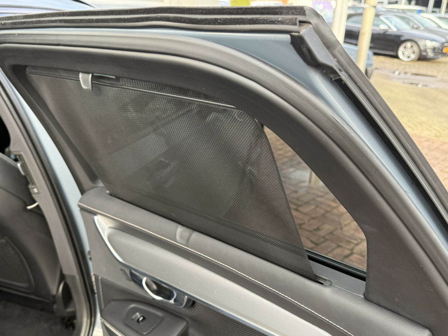 Volvo-V90-85